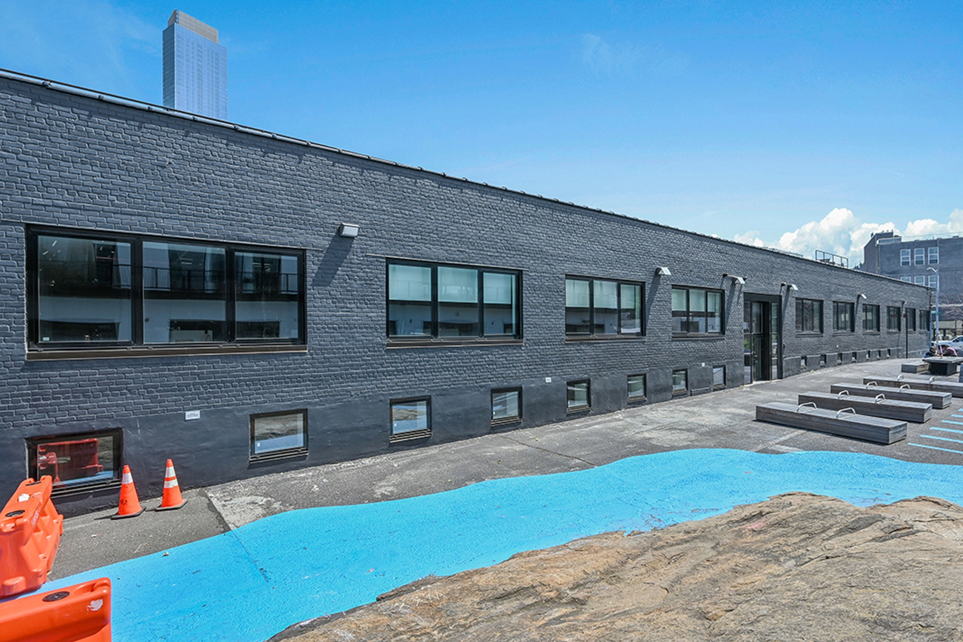 1201-44thAv-04