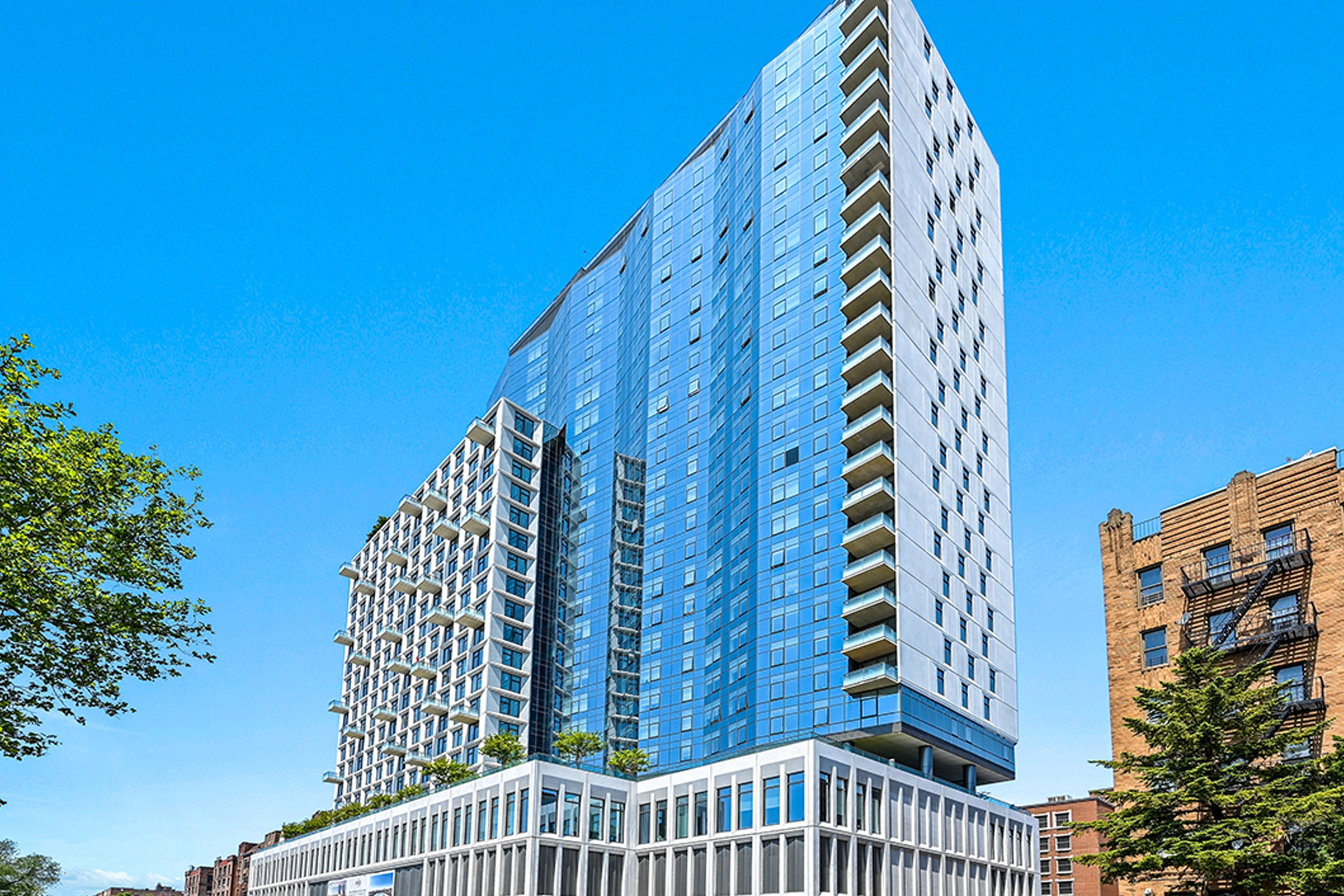 123-LindenBlvd-2